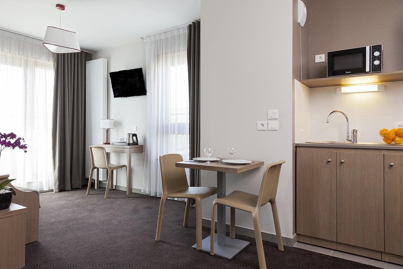 Neho Suites Porte De Geneve - Gare 안마스 외부 사진