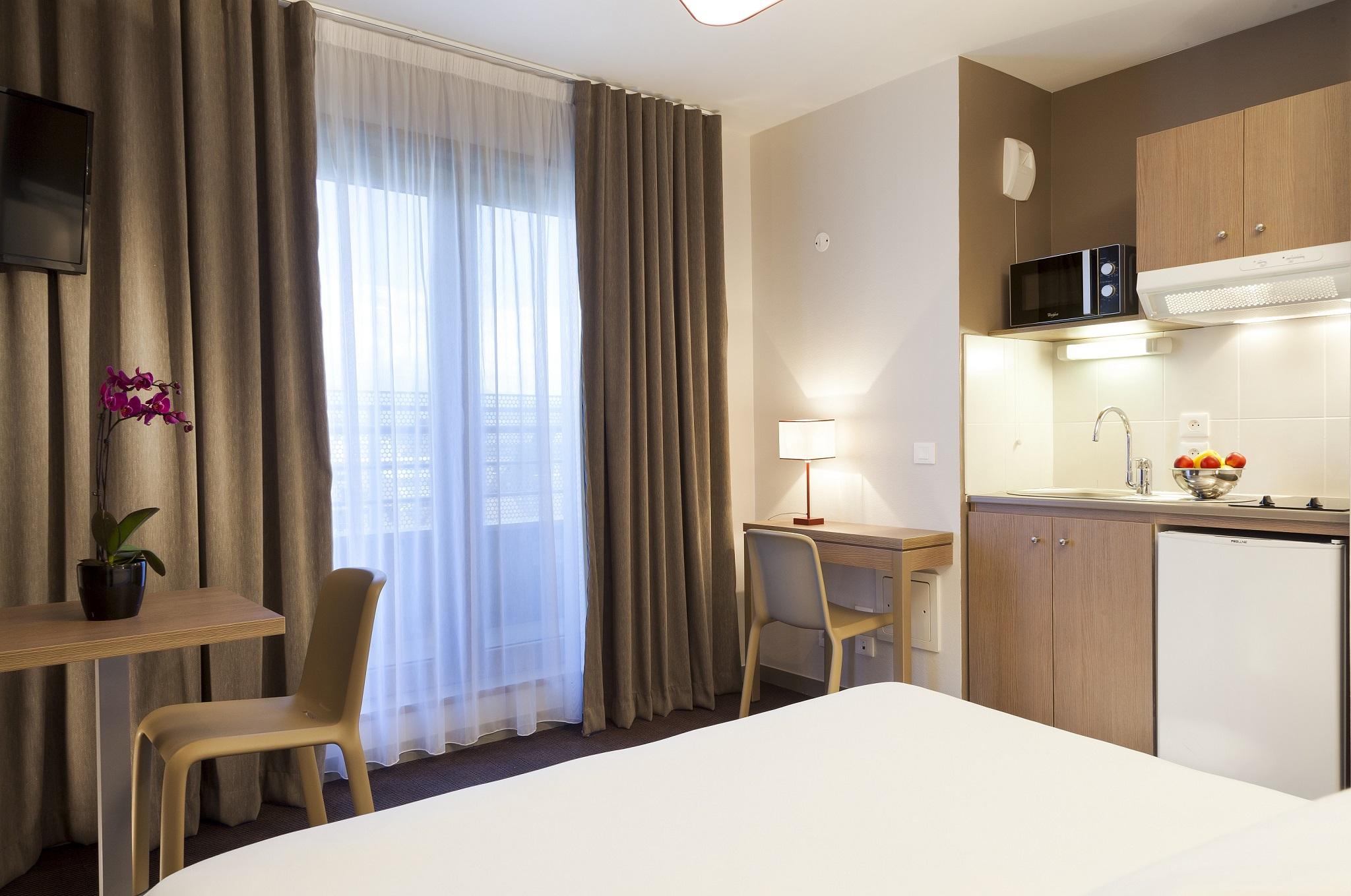 Neho Suites Porte De Geneve - Gare 안마스 외부 사진