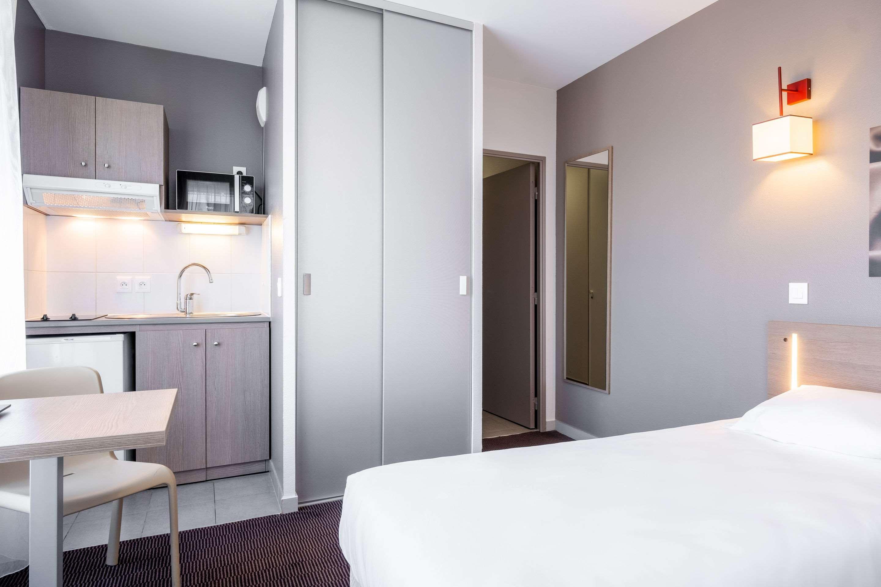 Neho Suites Porte De Geneve - Gare 안마스 외부 사진