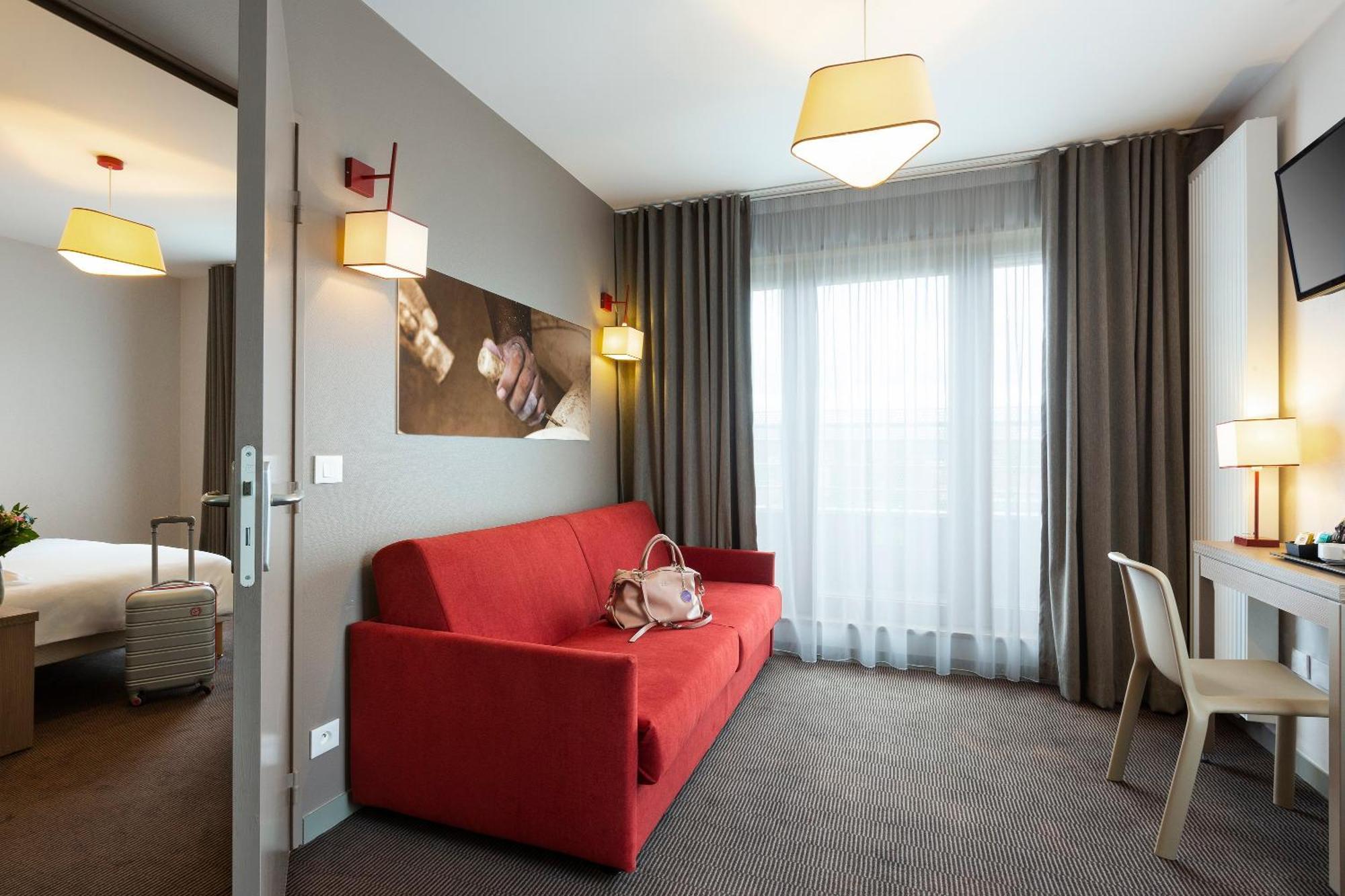 Neho Suites Porte De Geneve - Gare 안마스 외부 사진